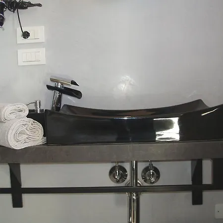 La Porta Rossa Bed & Breakfast 3*