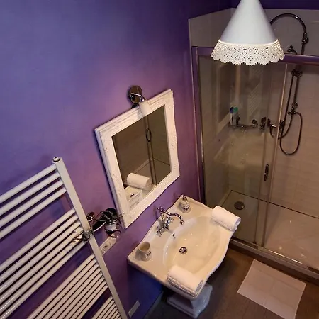 La Porta Rossa Bed & Breakfast 3*