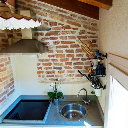 拉波特罗萨住宿加早餐旅馆 诺阿莱