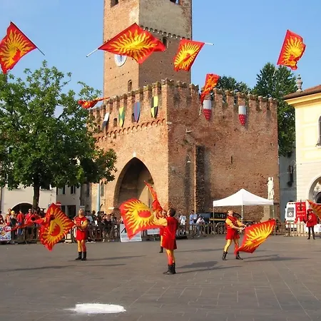 La Porta Rossa Noale