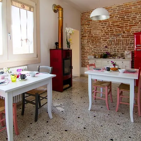 B&B La Porta Rossa 3*