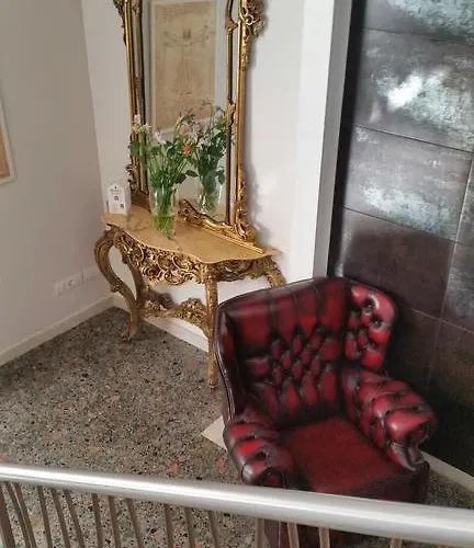 Bed & Breakfast La Porta Rossa 3*