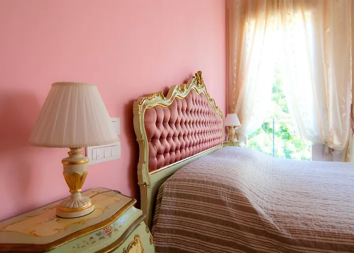 Bed & Breakfast La Porta Rossa